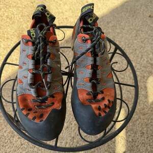 La Sportiva Tarantulace Men's Climbing Shoes US 6.5+ Medium (D) Orange